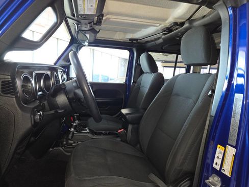 Used 2018 Jeep Wrangler Unlimited Sport AWD/4WD image 18