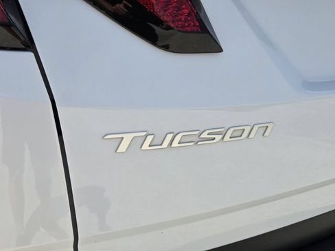 Used 2025 Hyundai Tucson SEL FWD image 13