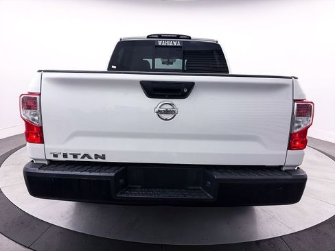 Used 2018 Nissan Titan S RWD image 12