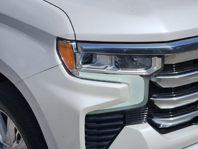 Used 2024 Chevrolet Silverado 1500 High Country AWD/4WD image 10