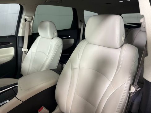 Used 2024 Buick Enclave Essence w/ Sound and Sites Package image 21