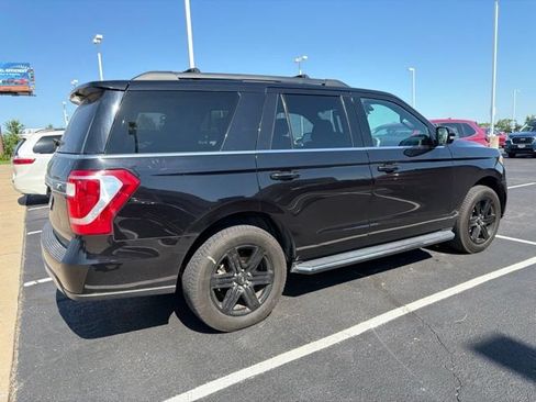 Used 2021 Ford Expedition XLT AWD/4WD image 5