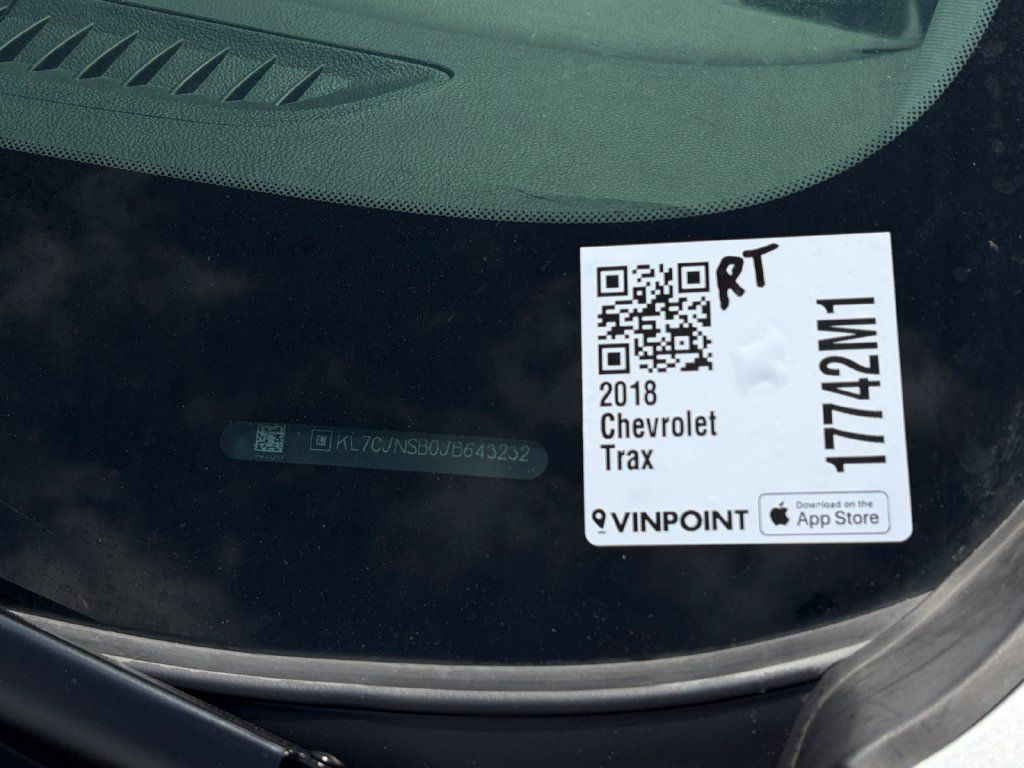 Used 2018 Chevrolet Trax LS AWD/4WD image 34
