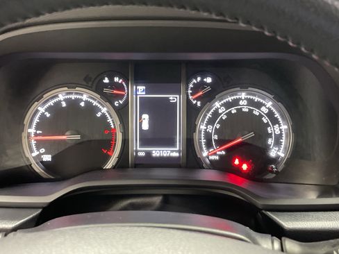 Certified 2023 Toyota 4Runner TRD Off-Road Premium image 22