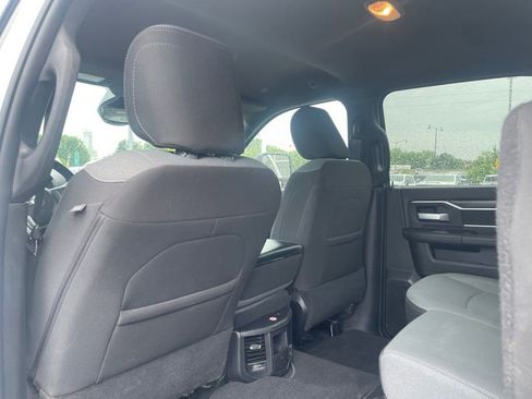 Used 2024 RAM 2500 Big Horn AWD/4WD image 22