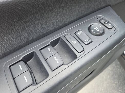Used 2024 Honda CR-V EX image 32