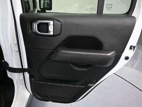 Used 2020 Jeep Gladiator Rubicon image 31