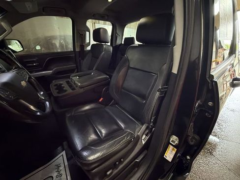 Used 2016 Chevrolet Silverado 1500 LT w/ Midnight Edition AWD/4WD image 11