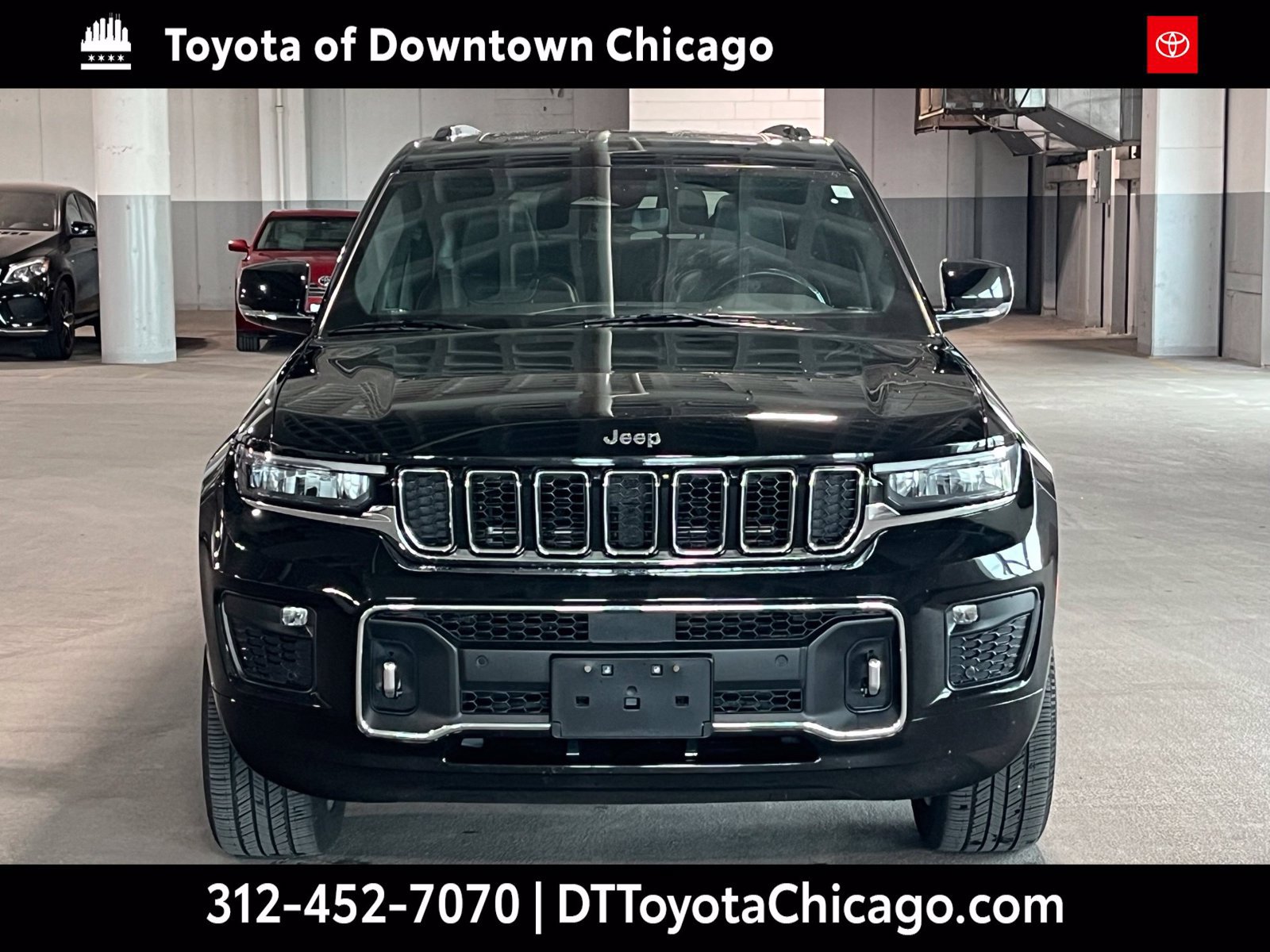 Used 2021 Jeep Grand Cherokee L Overland w/ Luxury Tech Group IV AWD/4WD image 3