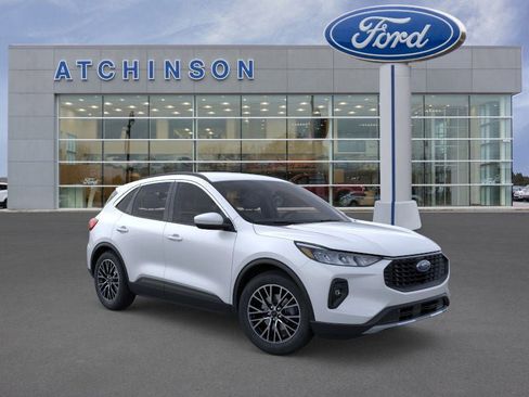 New 2026 Ford Escape SE image 7