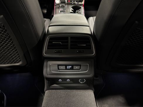 Used 2024 Audi A6 Premium Plus image 41