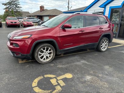 Used 2016 Jeep Cherokee Latitude w/ Comfort/Convenience Group