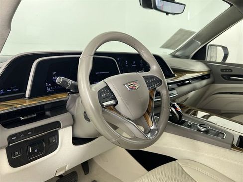 Certified 2023 Cadillac Escalade Premium Luxury Platinum image 36