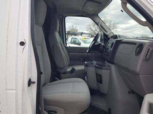 Used 2011 Ford E-350 and Econoline 350 Super Duty w/ Payload Pkg image 19