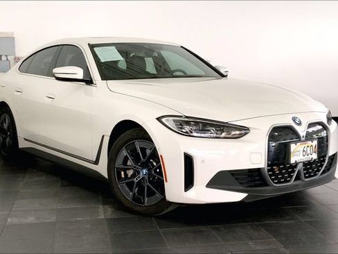 Used 2023 BMW i4 eDrive35 RWD image 2