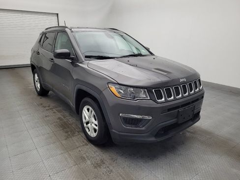 Used 2018 Jeep Compass Sport image 13