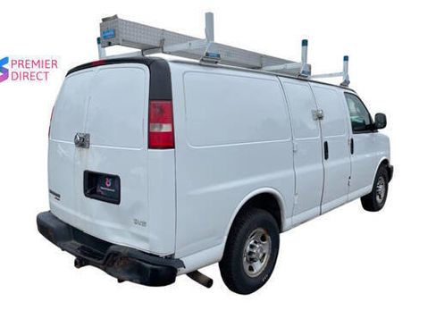 Used 2016 Chevrolet Express 2500 image 5