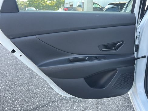 Used 2026 Hyundai Elantra Sport FWD image 28