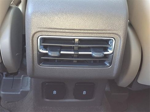 Certified 2023 Lincoln Corsair Reserve w/ Equipment Group 201A image 11