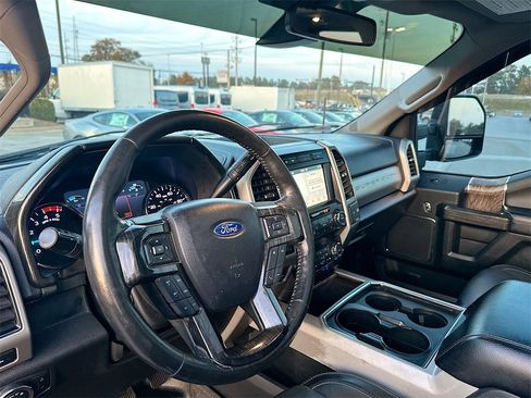 Used 2019 Ford F350 Lariat w/ Lariat Ultimate Package image 10