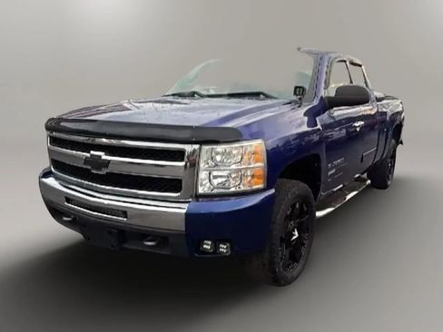 Used 2010 Chevrolet Silverado 1500 LT image 1