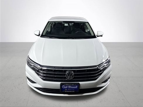 Certified 2021 Volkswagen Jetta S image 3