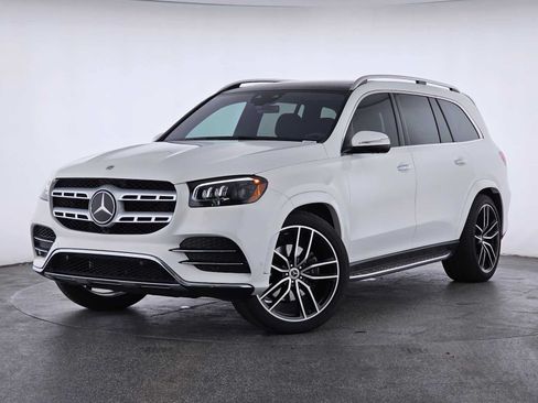 Used 2023 Mercedes-Benz GLS 580 4MATIC image 1