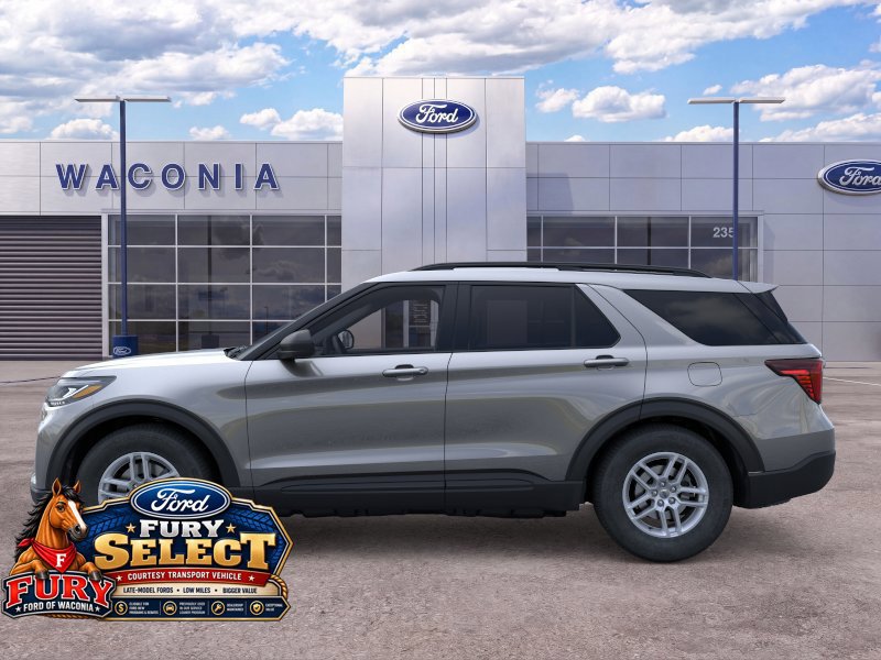 New 2026 Ford Explorer Active AWD/4WD image 3