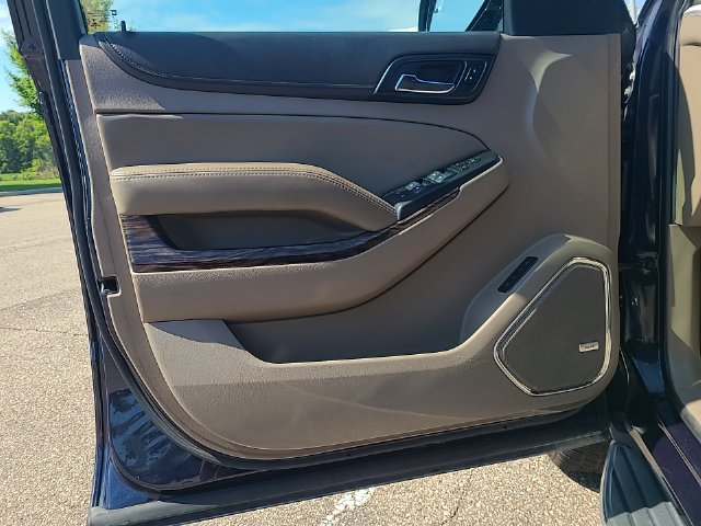 Used 2019 GMC Yukon SLT AWD/4WD image 11