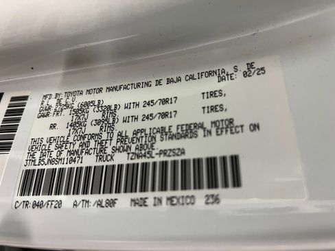 Certified 2025 Toyota Tacoma SR5 image 39