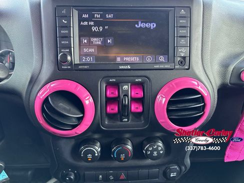 Used 2018 Jeep Wrangler Unlimited Sport S AWD/4WD image 21