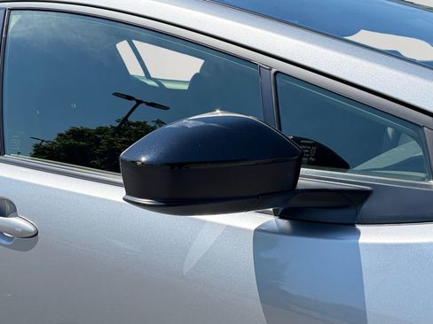 Used 2023 Toyota Prius XLE FWD image 27