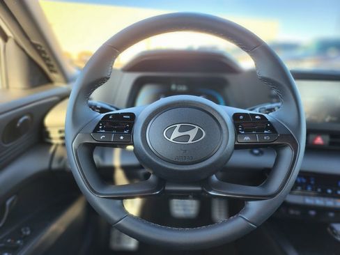 Certified 2026 Hyundai Elantra Sport image 17