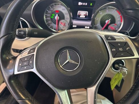 Used 2016 Mercedes-Benz SLK 300 image 7