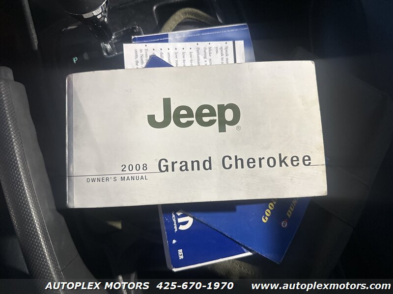 Used 2008 Jeep Grand Cherokee Laredo RWD image 26