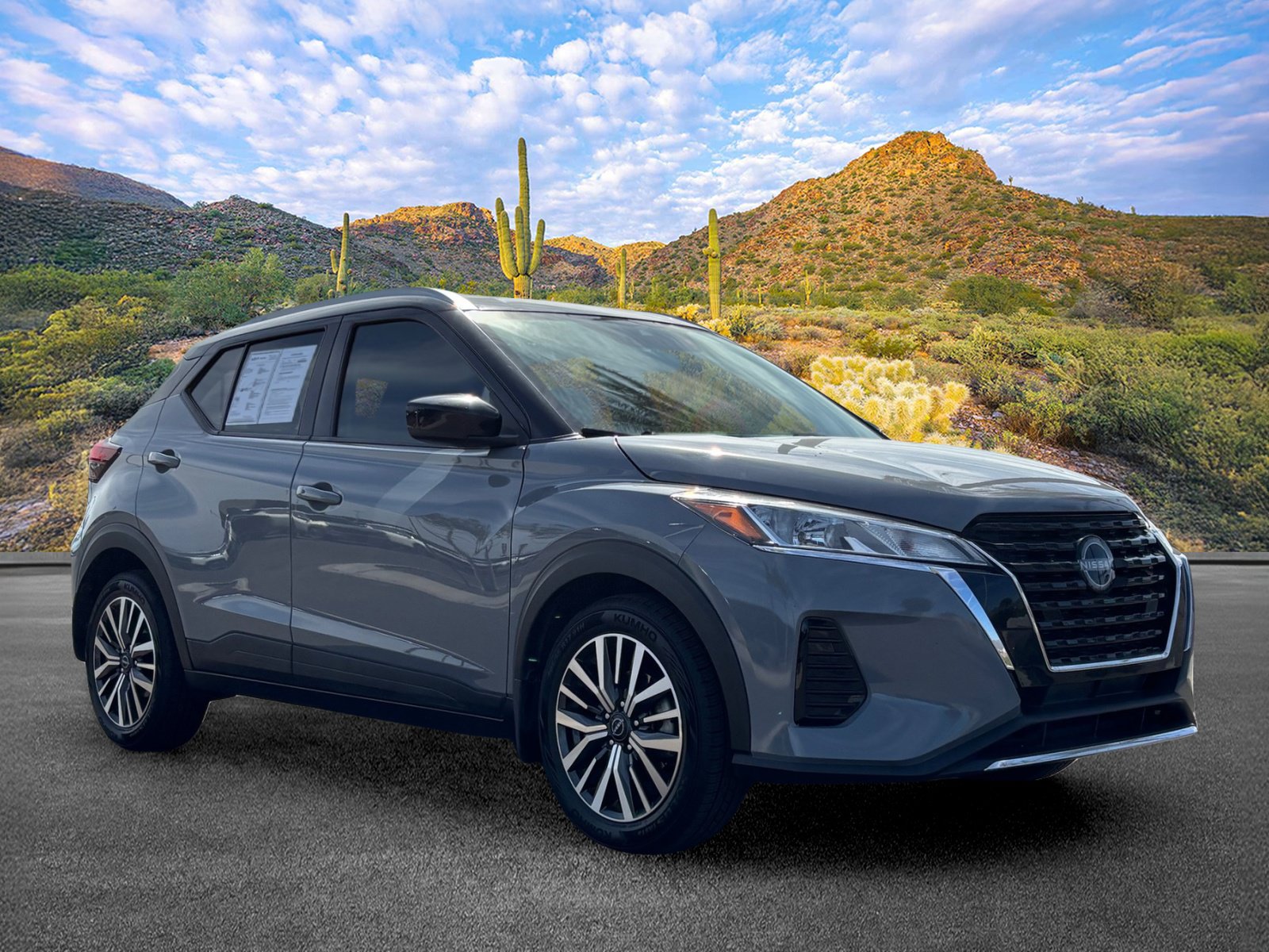 Used 2024 Nissan Kicks SV FWD image 2