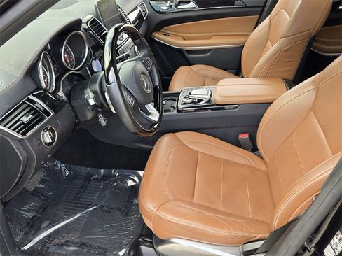 Used 2018 Mercedes-Benz GLS 550 4MATIC image 12