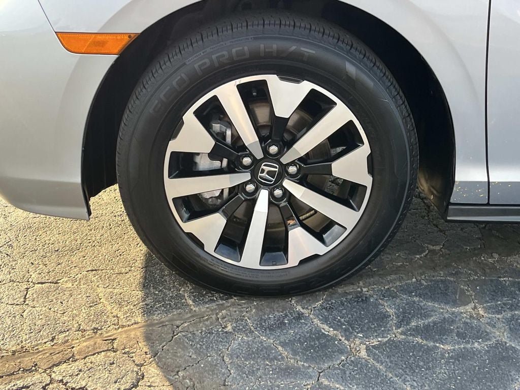 Used 2025 Honda Odyssey EX-L image 9
