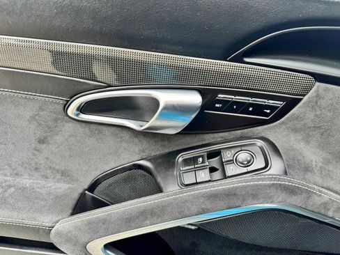 Used 2018 Porsche 718 Cayman GTS image 20