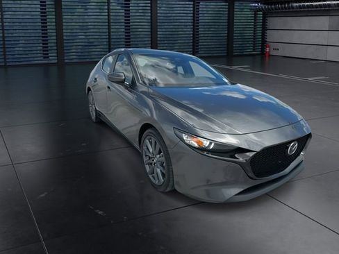 Used 2025 MAZDA MAZDA3 s FWD image 2