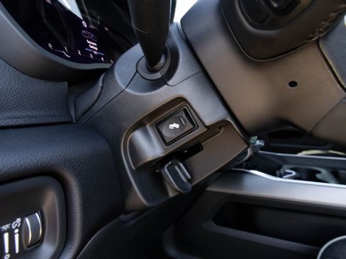 Used 2024 RAM 2500 Laramie w/ Night Edition image 29