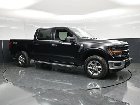 Used 2025 Ford F150 XLT w/ Equipment Group 301A Standard AWD/4WD image 3