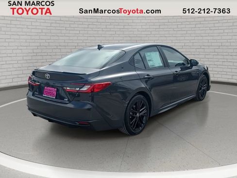 New 2026 Toyota Camry SE image 5