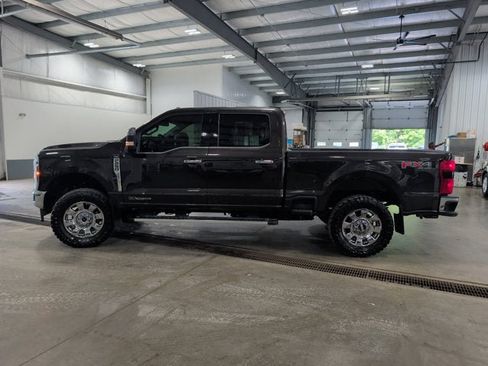 Used 2025 Ford F250 Lariat w/ Chrome Package AWD/4WD image 5