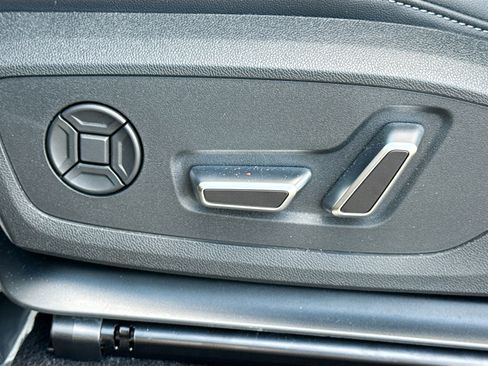 New 2026 Audi Q3 quattro 2.0T AWD/4WD image 24