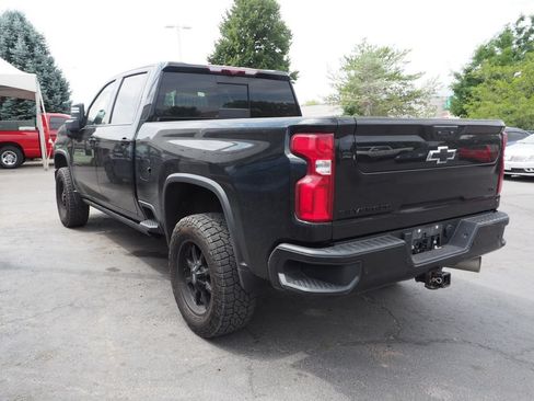 Used 2024 Chevrolet Silverado 3500 LTZ w/ LTZ Plus Package AWD/4WD image 3