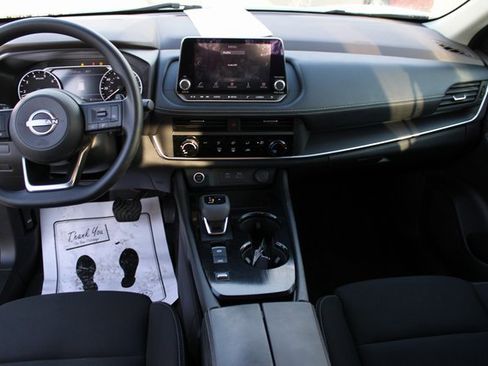 Used 2023 Nissan Rogue S image 31
