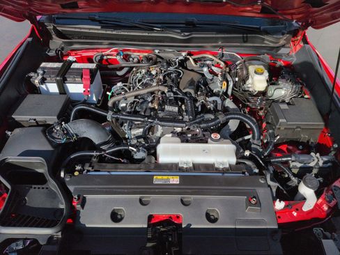 Used 2025 Toyota Tacoma SR5 RWD image 32