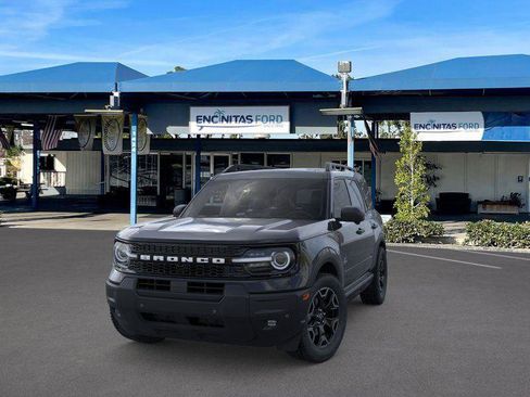 New 2026 Ford Bronco Sport Outer Banks w/ Outer Banks Tech Package+ AWD/4WD image 2