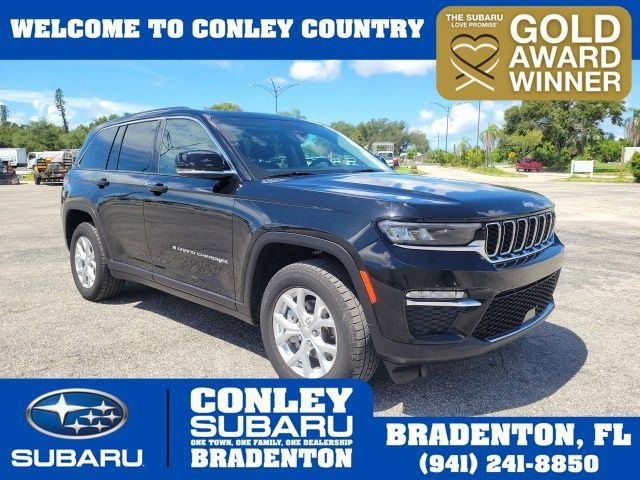 Used 2023 Jeep Grand Cherokee Limited RWD image 1